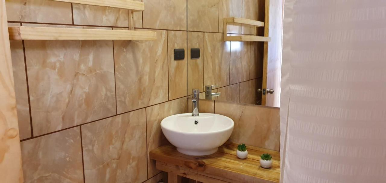 Apartamentos Tupuna Lodge هانجا روا المظهر الخارجي الصورة